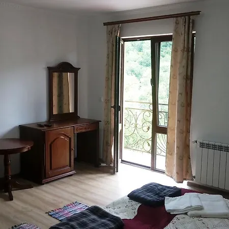 Privat Burkut ホテル