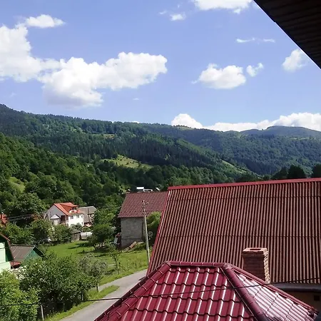 Privat Burkut ホテル